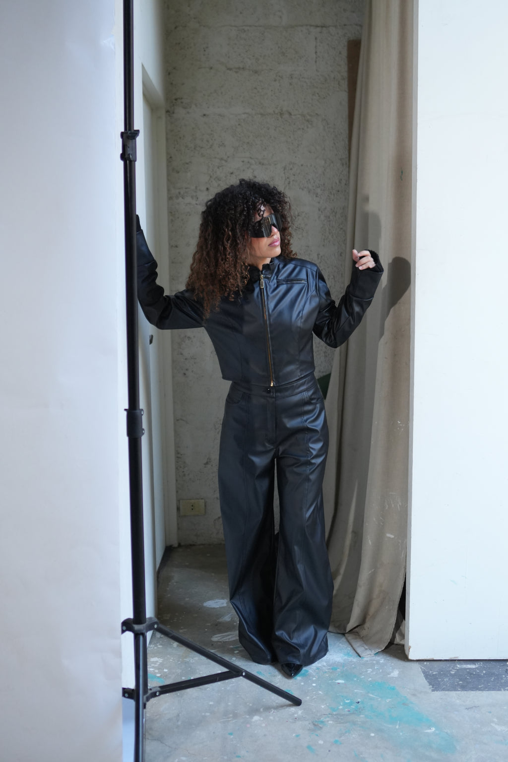 The Noir Leather Set