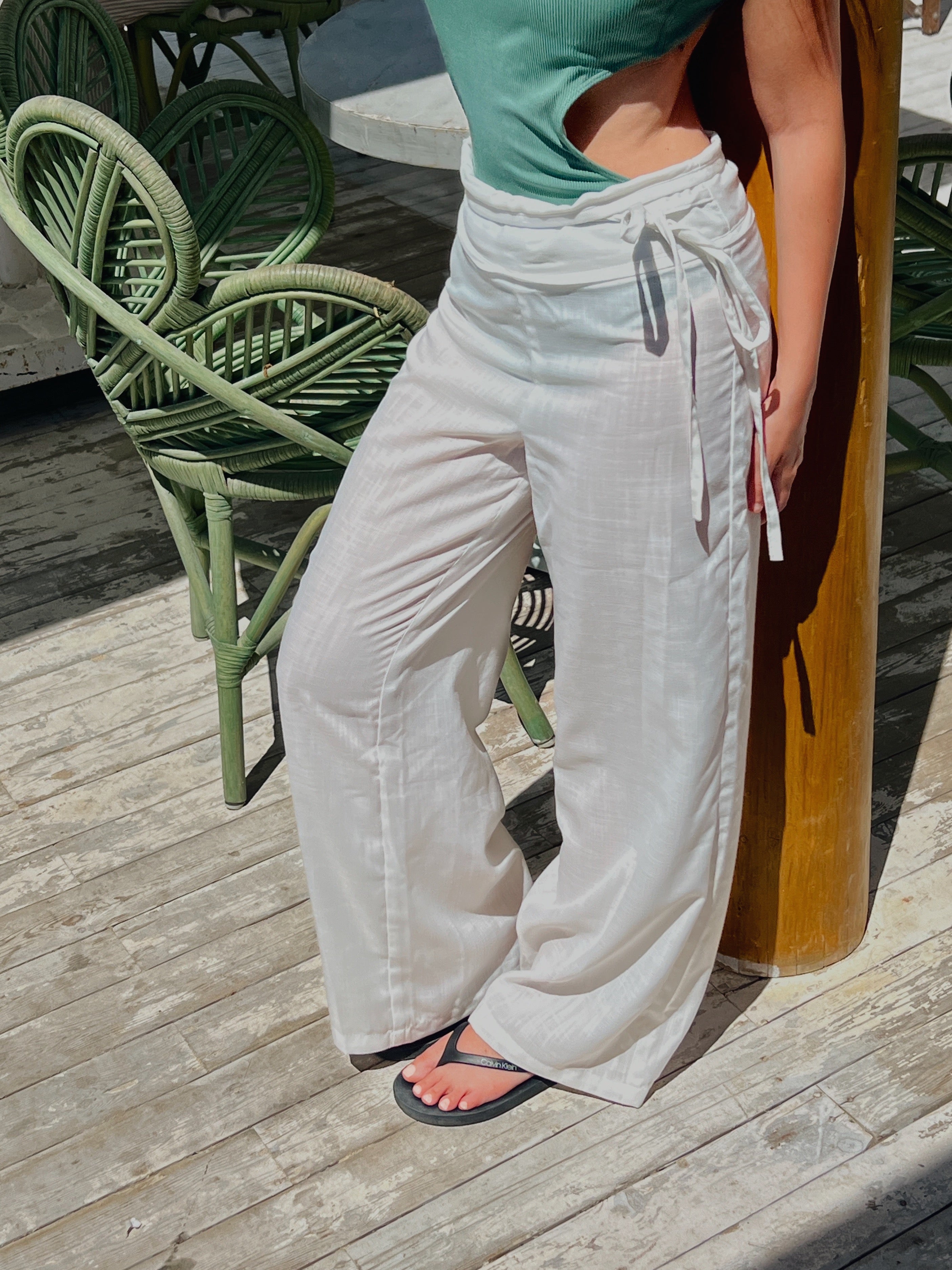 Daily White Pants